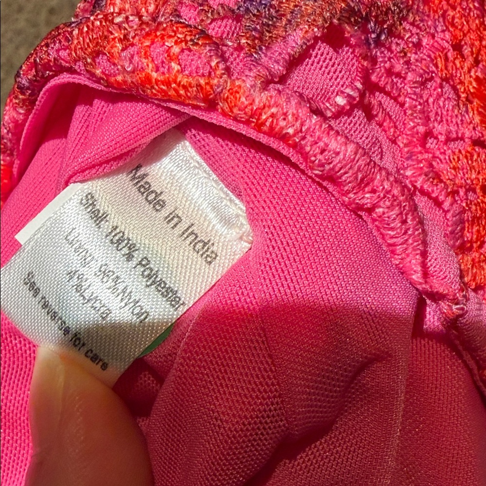 ROCOCO SAND
Corset Top In Fuchsia/Pink - Picture 6 of 10